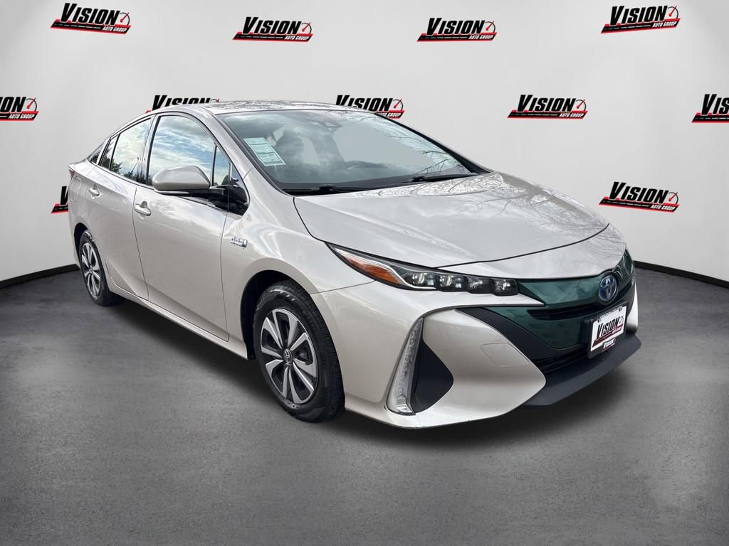 Used 2017 Toyota Prius Prime Plus FWD video 3