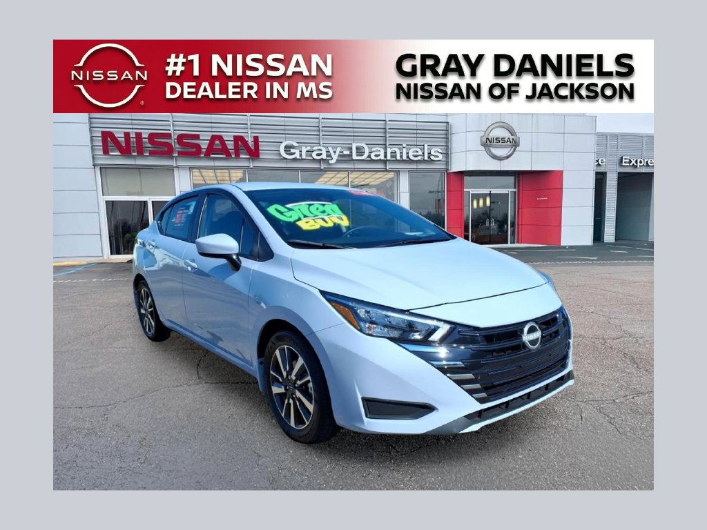 Used 2025 Nissan Versa SV w/ Trunk Package