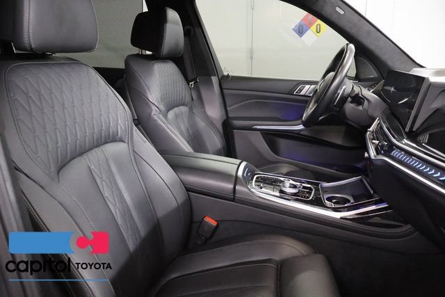 Used 2024 BMW X7 xDrive40i w/ Executive Package AWD/4WD image 28