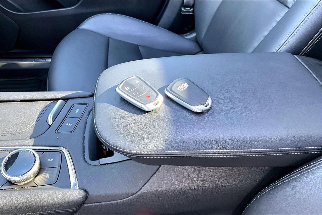 Used 2023 Cadillac XT5 Sportv image 10