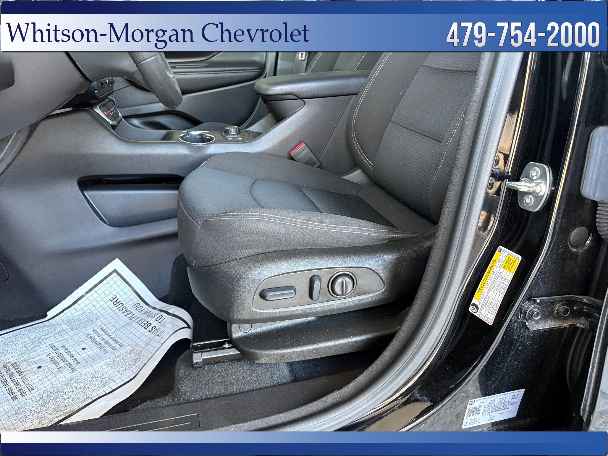 Used 2024 GMC Terrain SLE w/ Driver Convenience Package AWD/4WD image 13