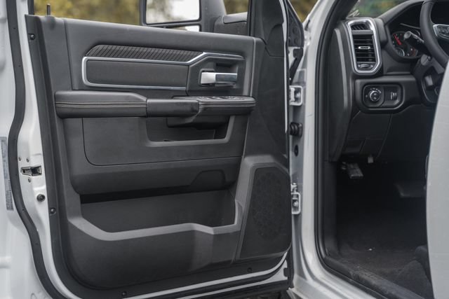 New 2026 RAM 3500 Big Horn AWD/4WD image 47