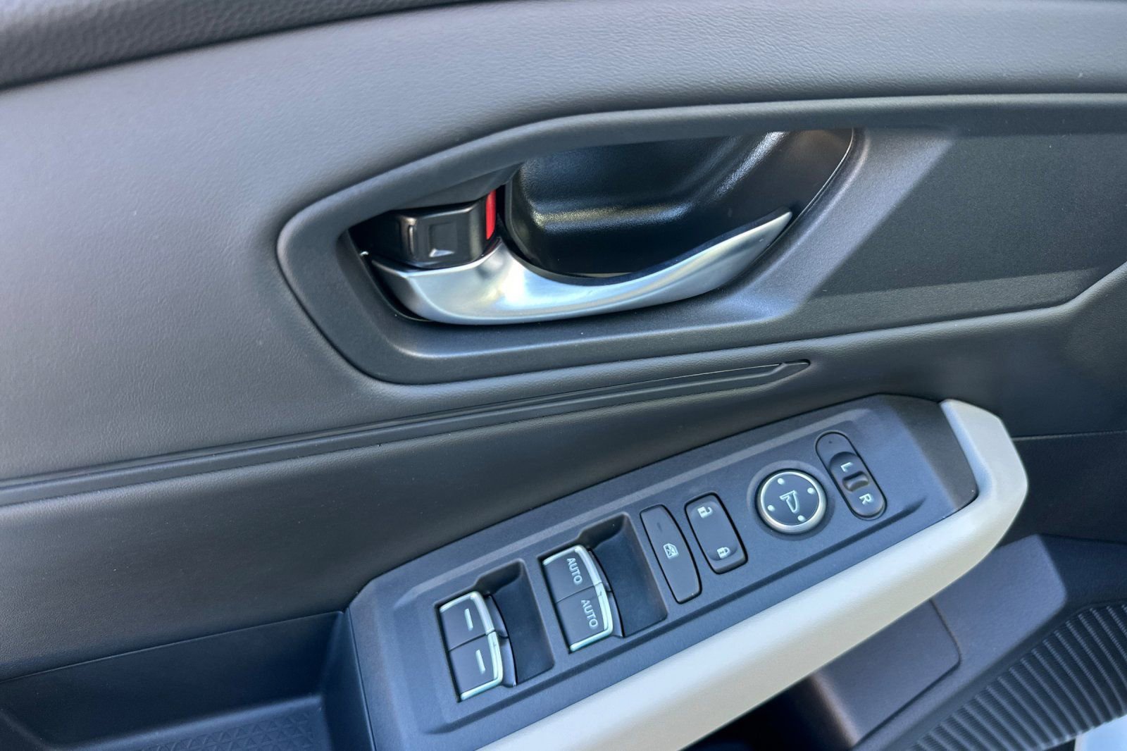 Certified 2025 Honda Accord SE image 10