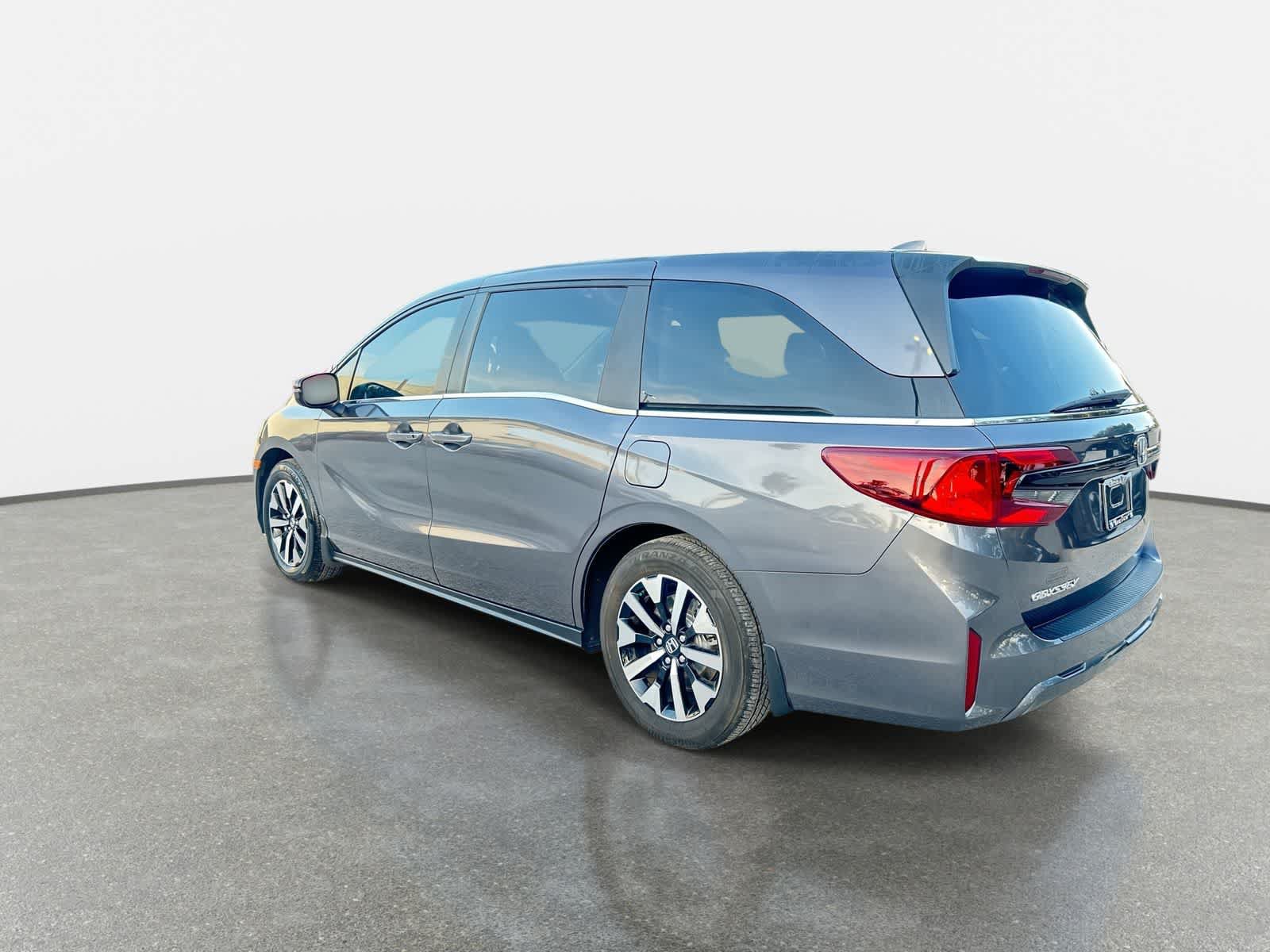 Used 2026 Honda Odyssey EX-L image 6