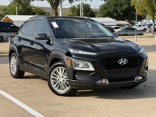 Used 2021 Hyundai Kona SEL Plus FWD image 2