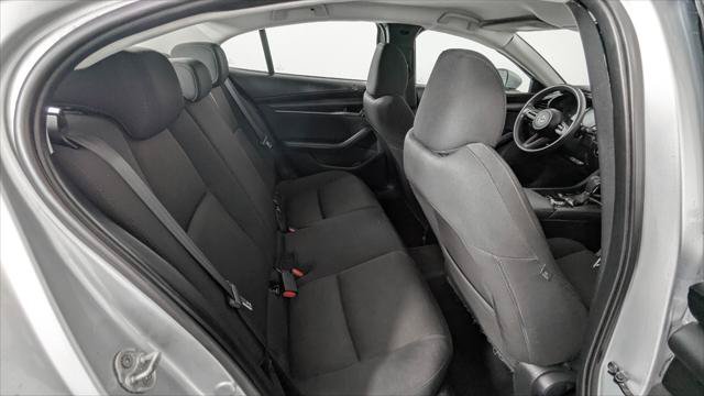 Used 2021 MAZDA MAZDA3 Sedan FWD image 21