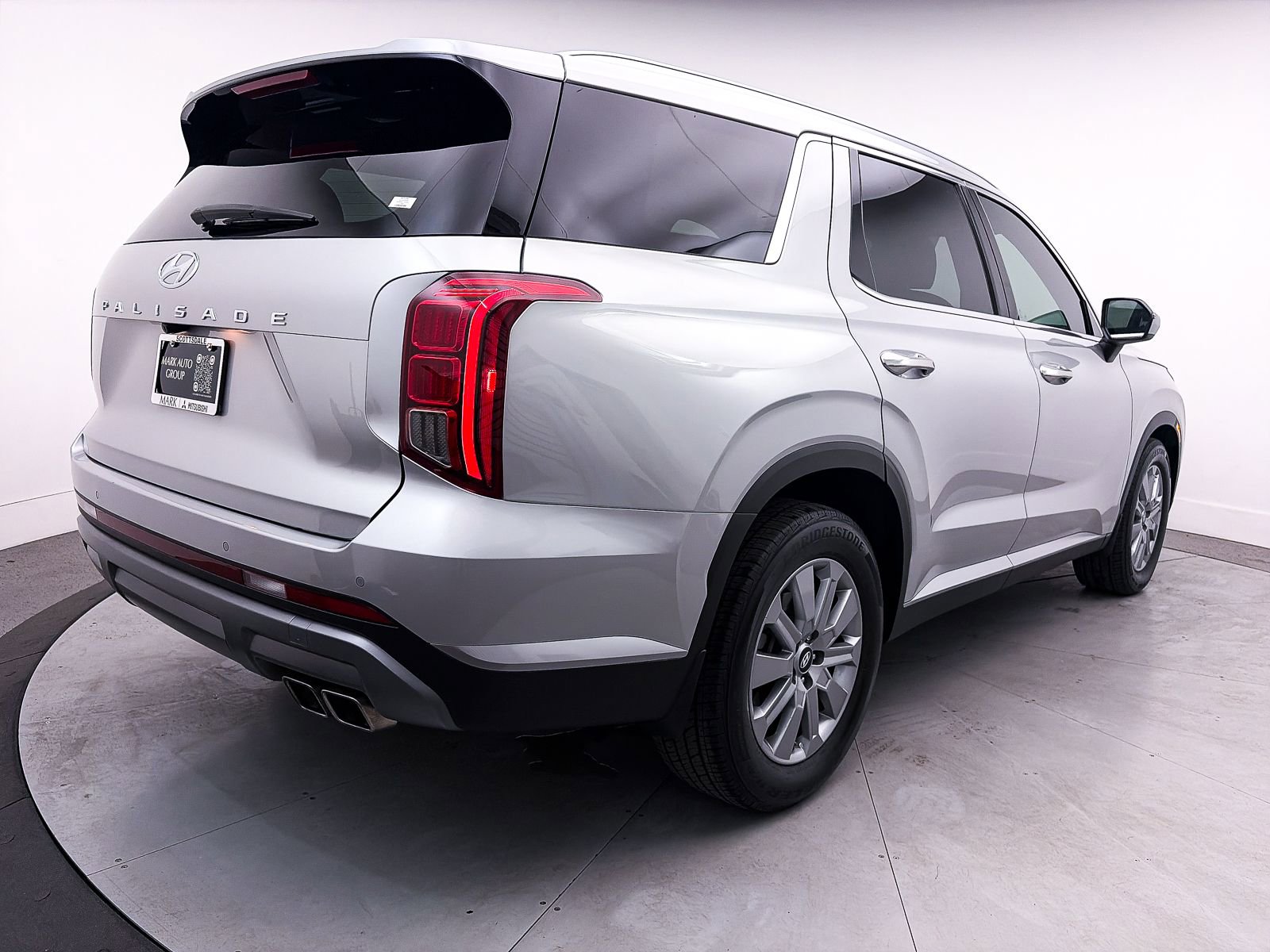 Used 2023 Hyundai Palisade SEL w/ Cargo Package image 14