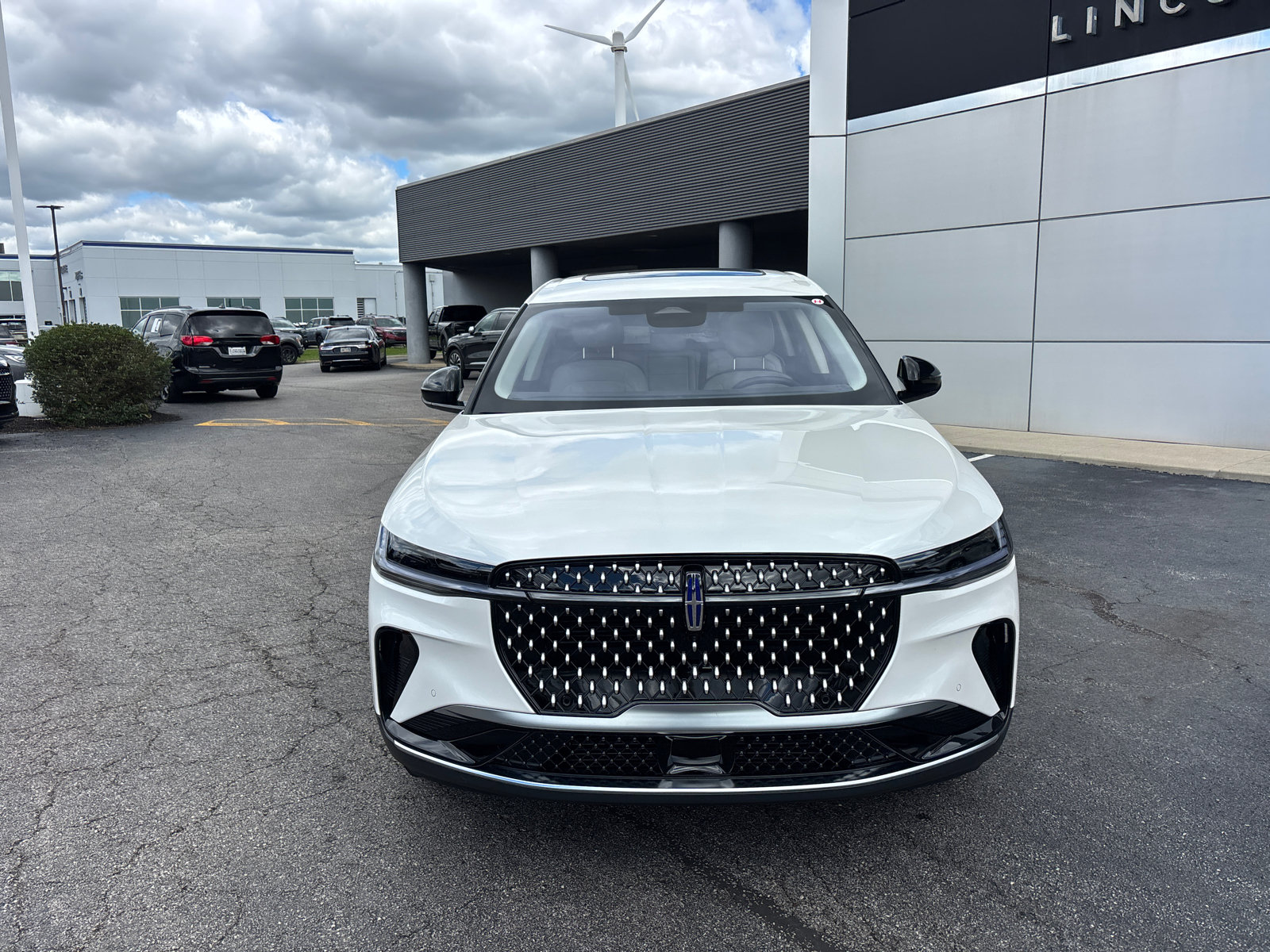 New 2026 Lincoln Nautilus Premier w/ Equipment Group 102A AWD/4WD image 2
