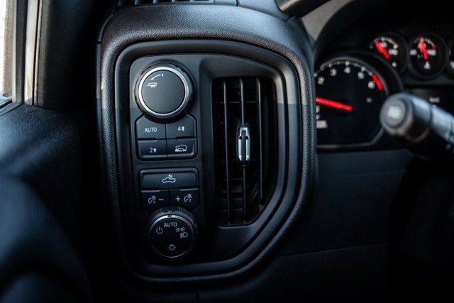 Used 2022 Chevrolet Silverado 1500 Custom image 20