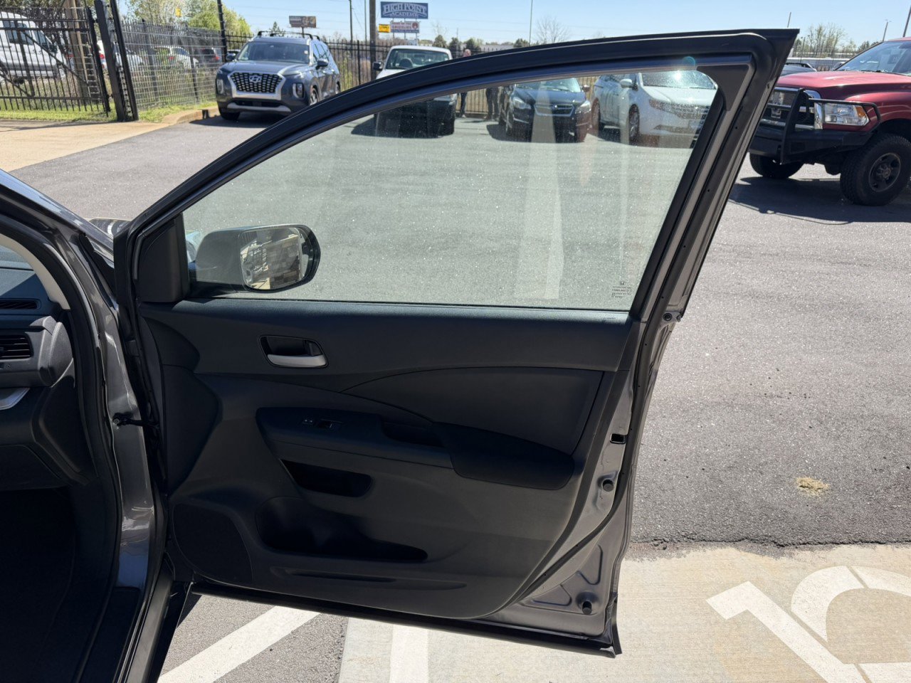 Used 2015 Honda CR-V LX image 16