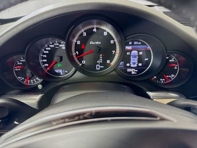 Used 2016 Porsche 911 Turbo image 12