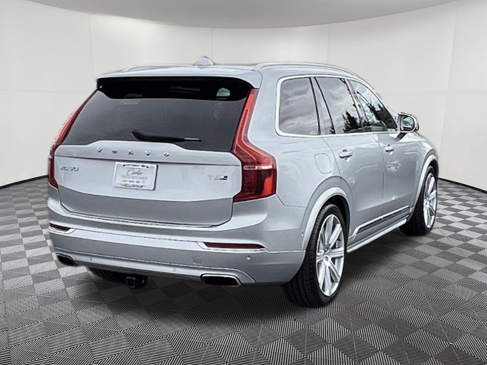 Used 2016 Volvo XC90 T6 Inscription w/ Vision Package AWD/4WD image 6