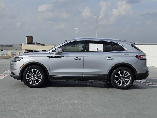 Certified 2021 Lincoln Nautilus FWD w/ Equipment Group 101A image 4