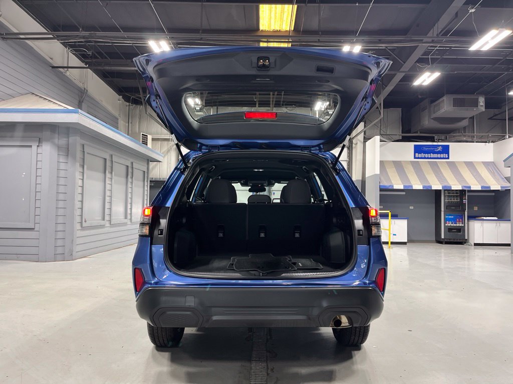 Used 2026 Subaru Forester AWD/4WD image 10