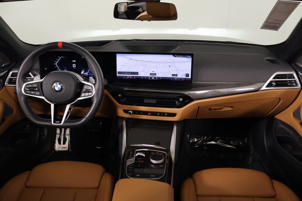 Used 2025 BMW M440i Convertible w/ Premium Package image 9