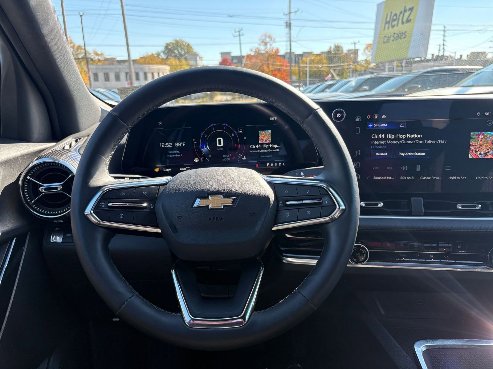 Used 2025 Chevrolet Equinox LT image 33