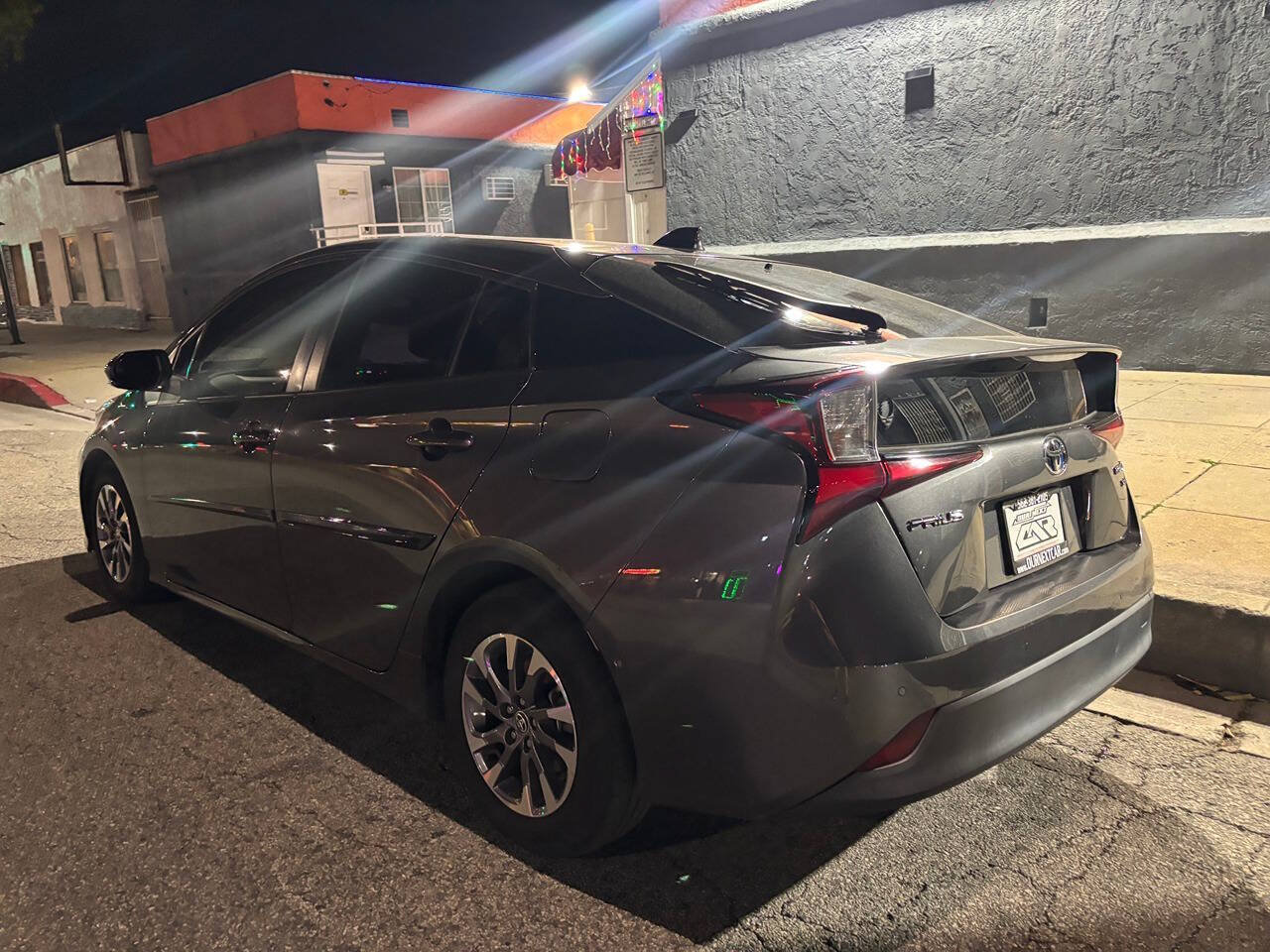 Used 2022 Toyota Prius XLE w/ Advanced Technology Package FWD image 5