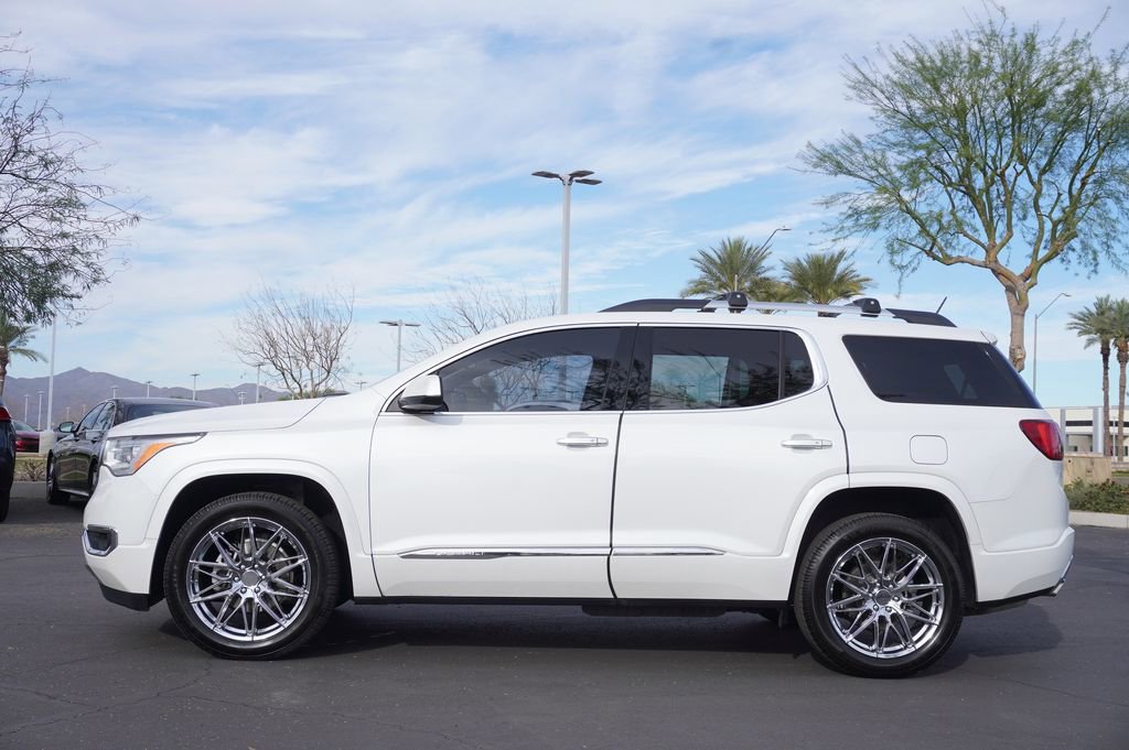 Used 2019 GMC Acadia Denali w/ Technology Package image 2