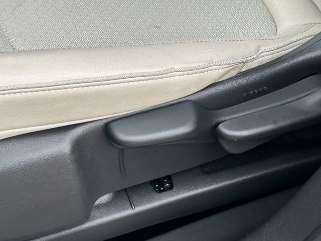 Used 2024 Buick Encore GX Preferred FWD image 22