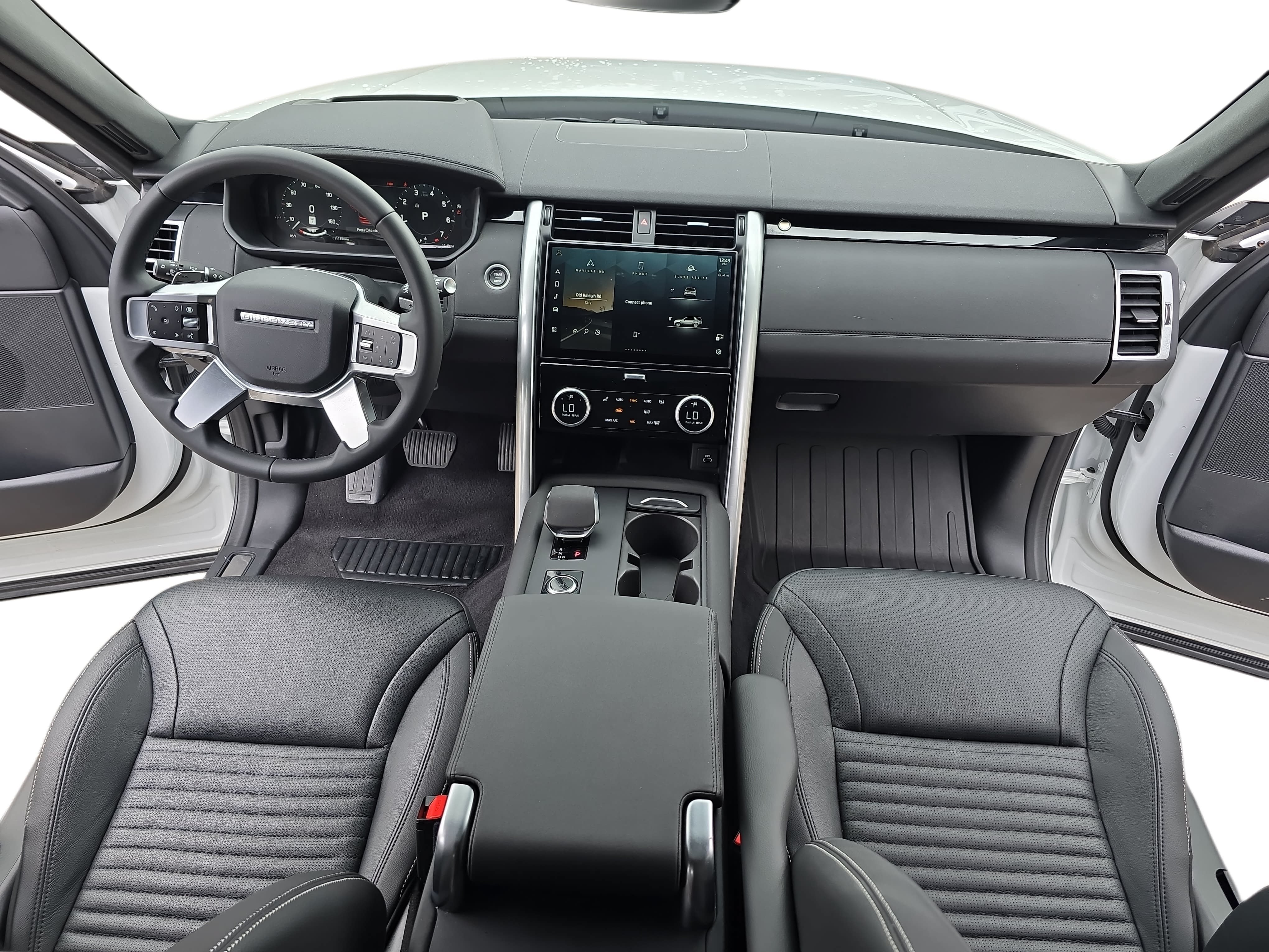 Certified 2025 Land Rover Discovery S AWD/4WD image 9