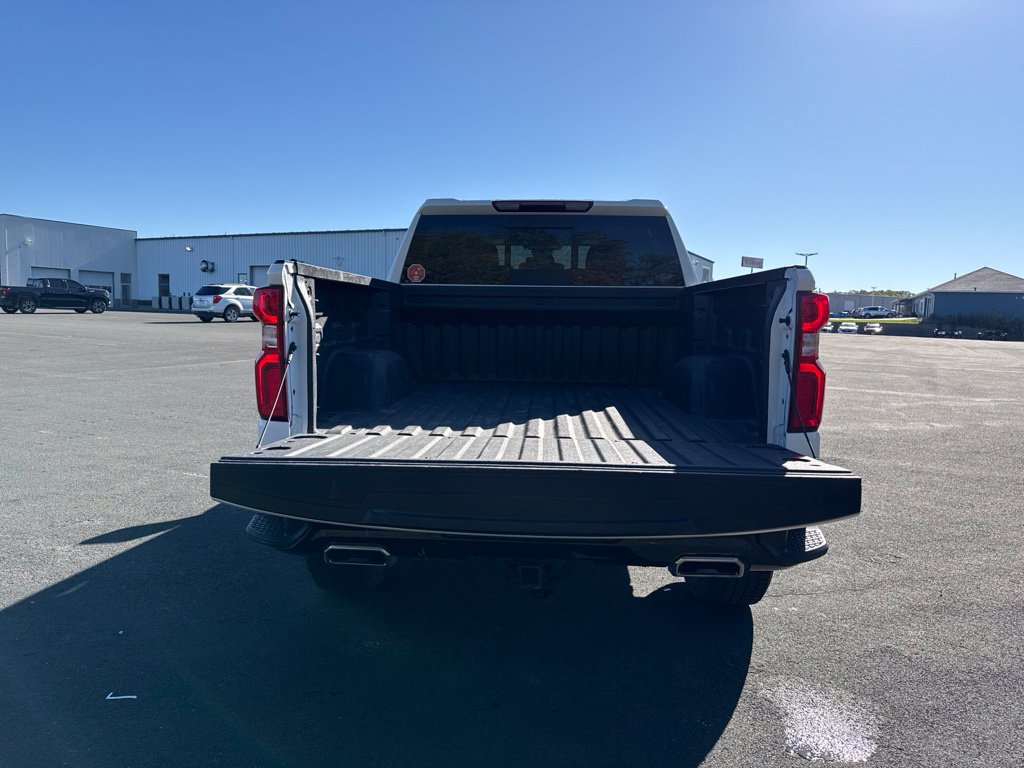 Used 2026 Chevrolet Silverado 1500 LT Trail Boss w/ Safety Package AWD/4WD image 18