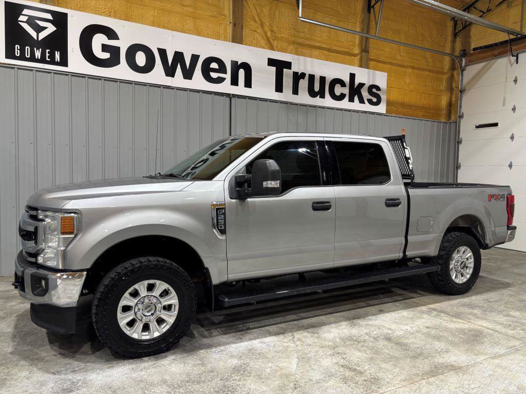 Used 2020 Ford F250 XLT w/ XLT Value Package AWD/4WD image 4