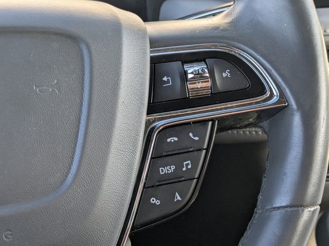 Used 2022 Lincoln Nautilus Reserve w/ Luxury Package image 25