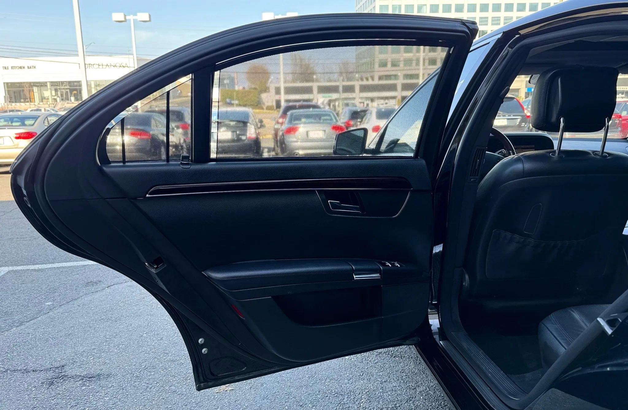 Used 2013 Mercedes-Benz S 550 4MATIC image 27