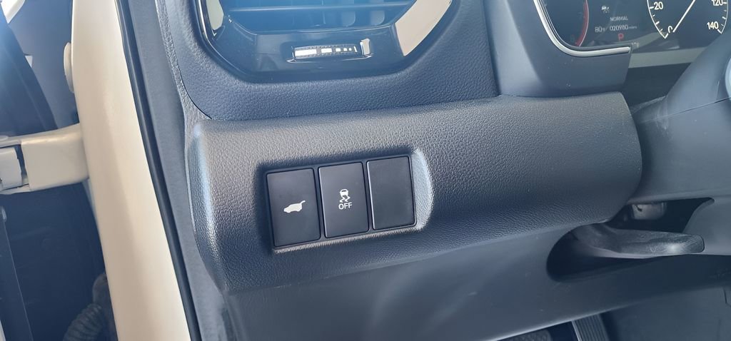 Used 2025 Honda Pilot EX-L image 30