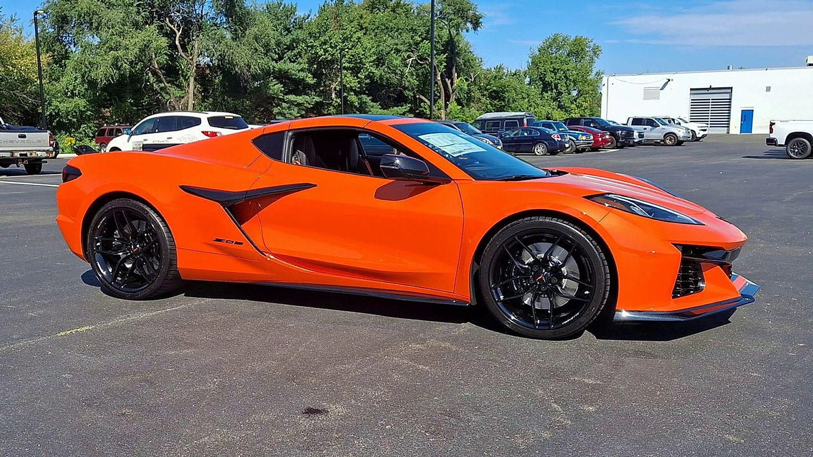 New 2027 Chevrolet Corvette Z06 w/ Stealth Interior Trim Package RWD image 4