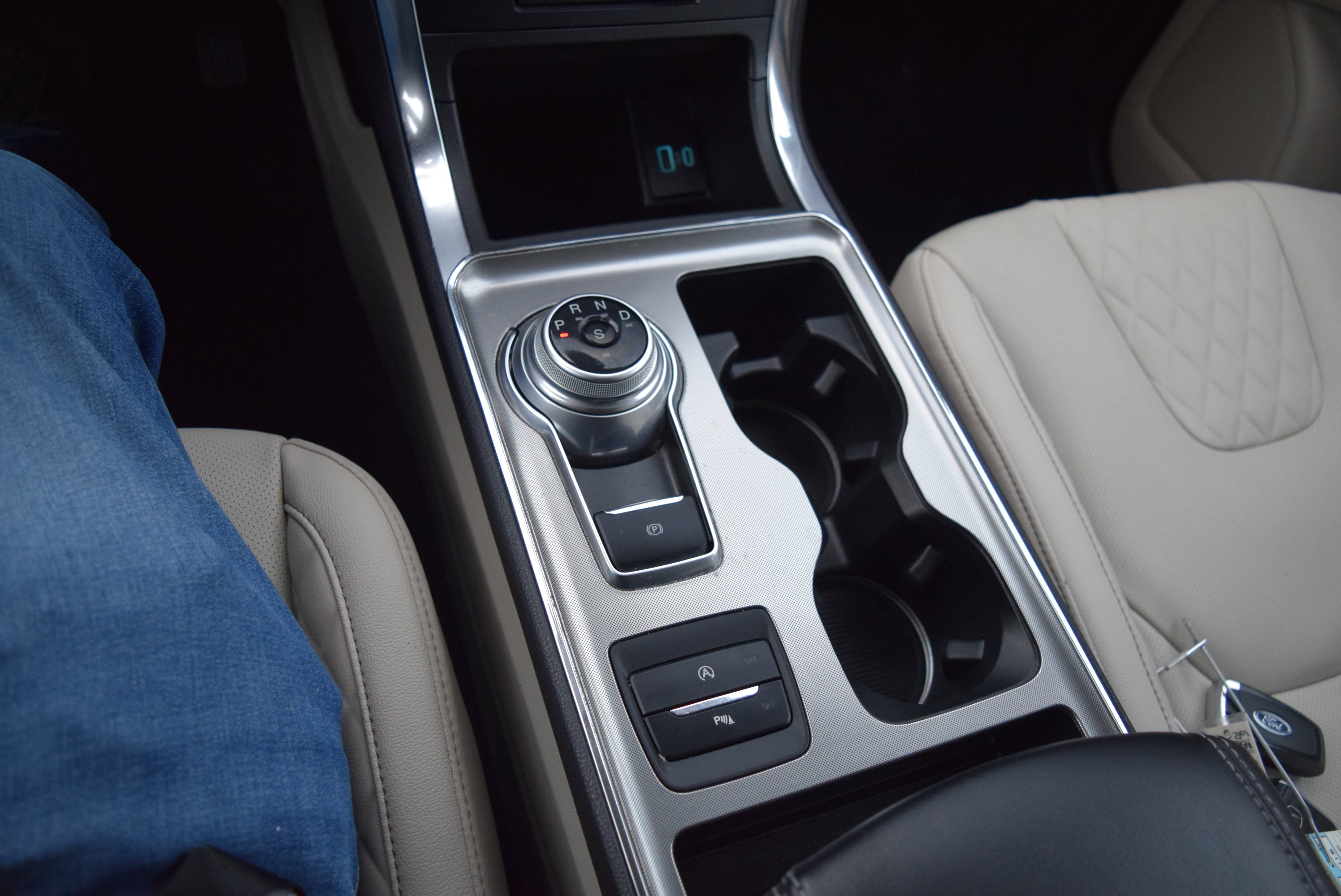 Certified 2024 Ford Edge Titanium w/ Equipment Group 301A image 17