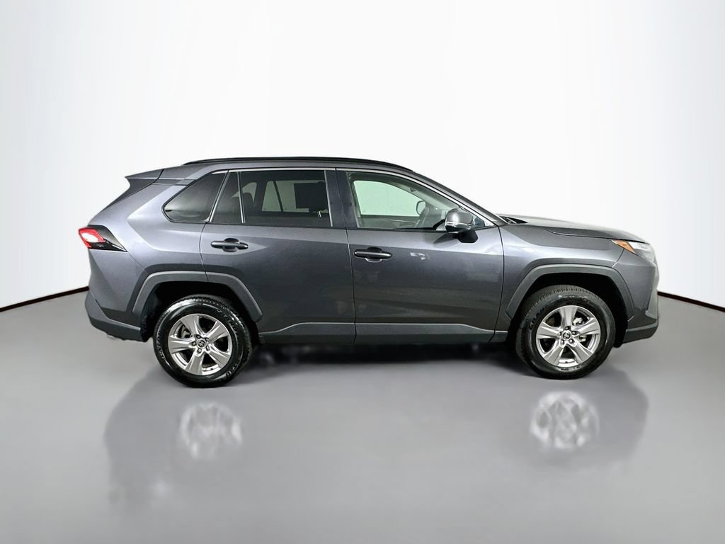 Used 2025 Toyota RAV4 XLE FWD image 7