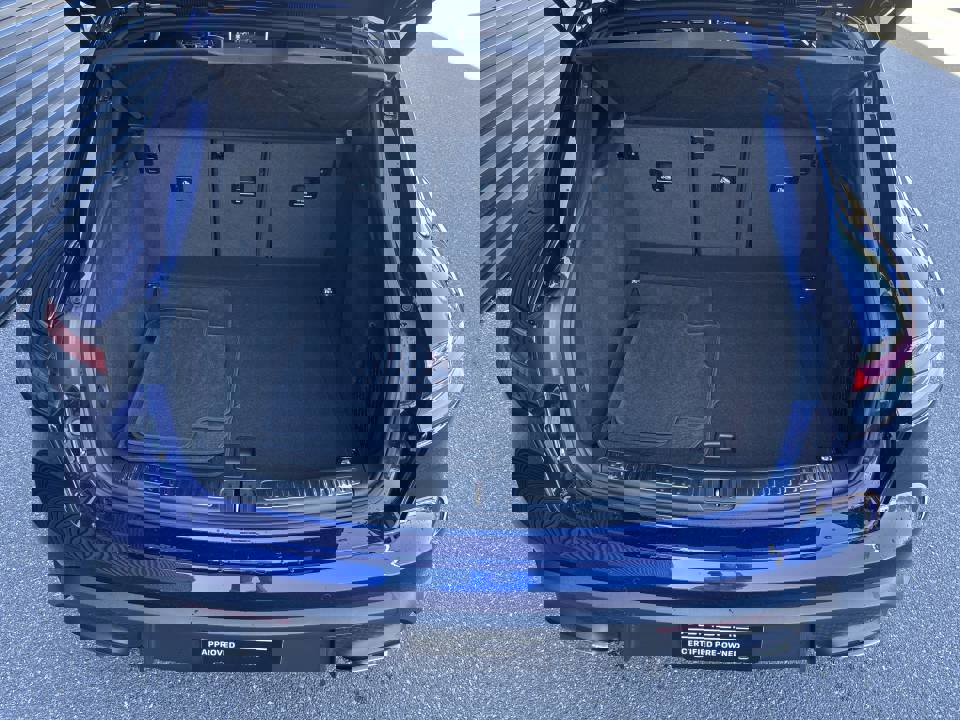 Certified 2026 Porsche Macan image 27