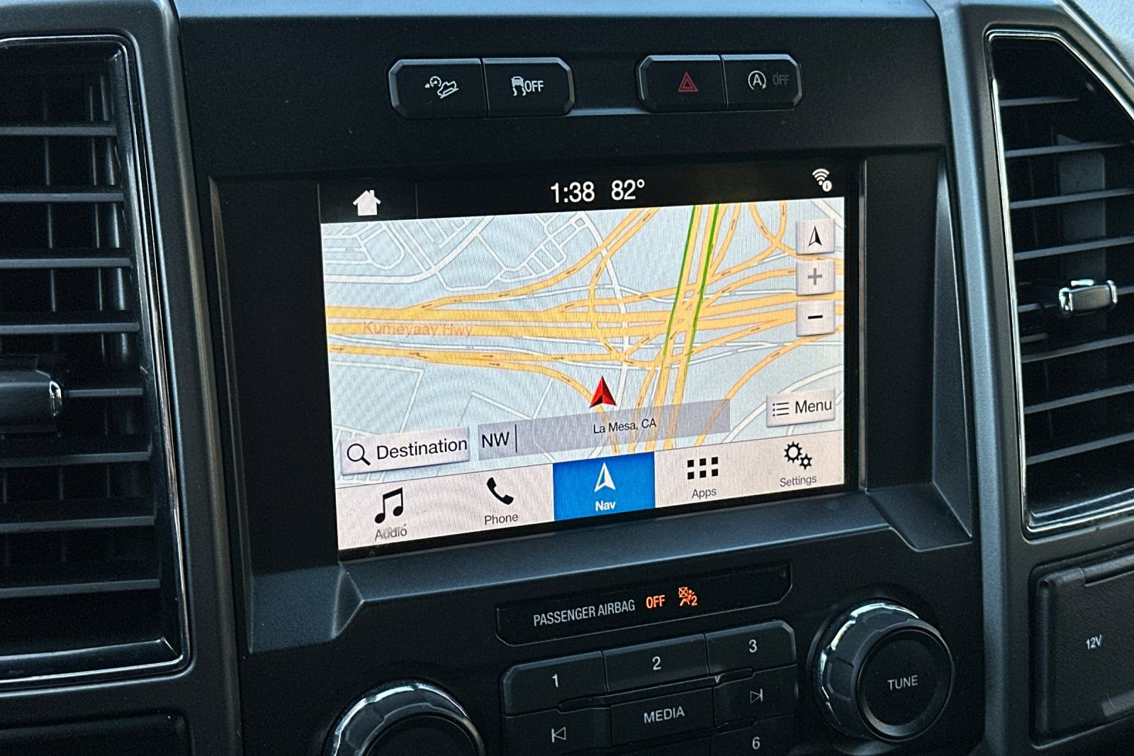 Certified 2018 Ford F150 XLT w/ Equipment Group 302A Luxury image 17