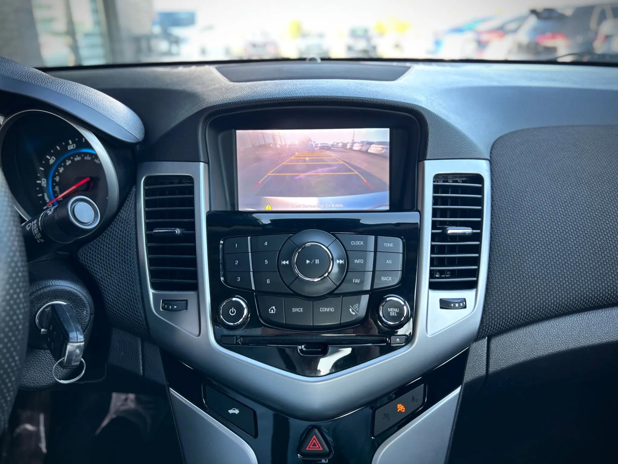 Used 2015 Chevrolet Cruze LT image 13