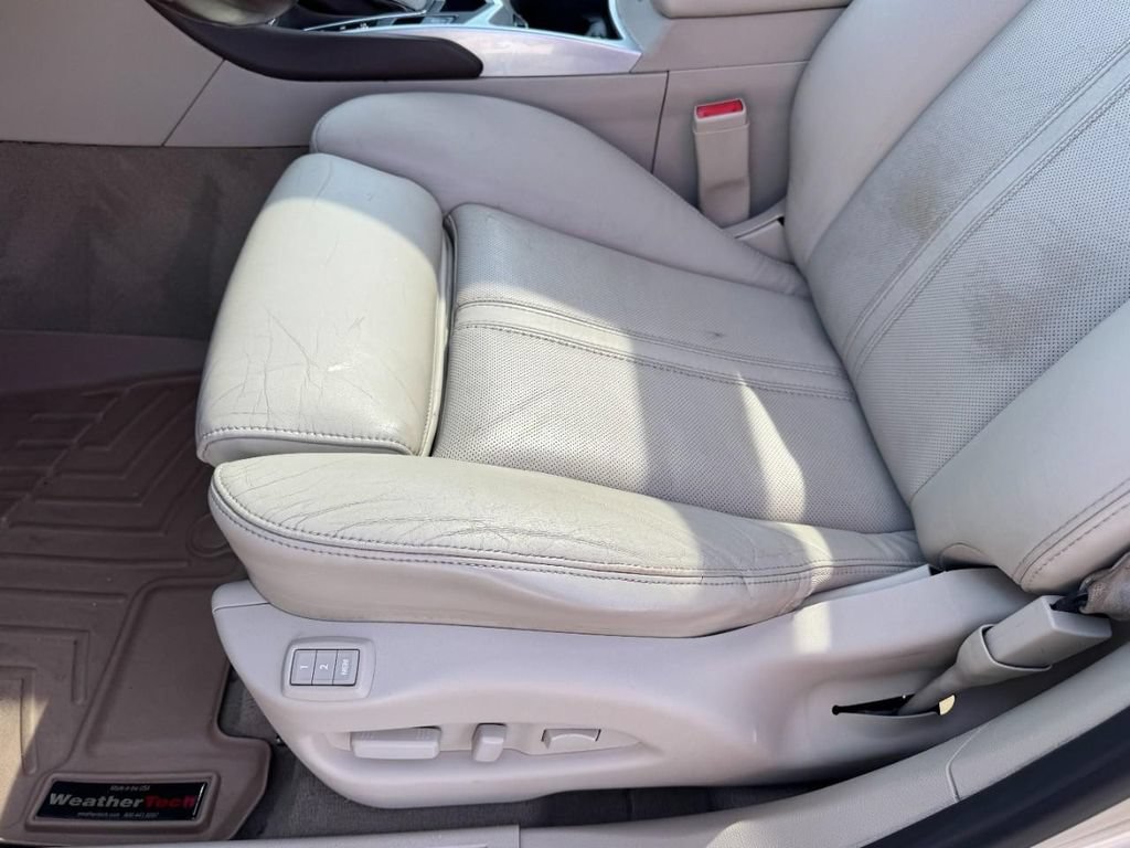 Used 2013 Cadillac SRX Luxury AWD/4WD image 15