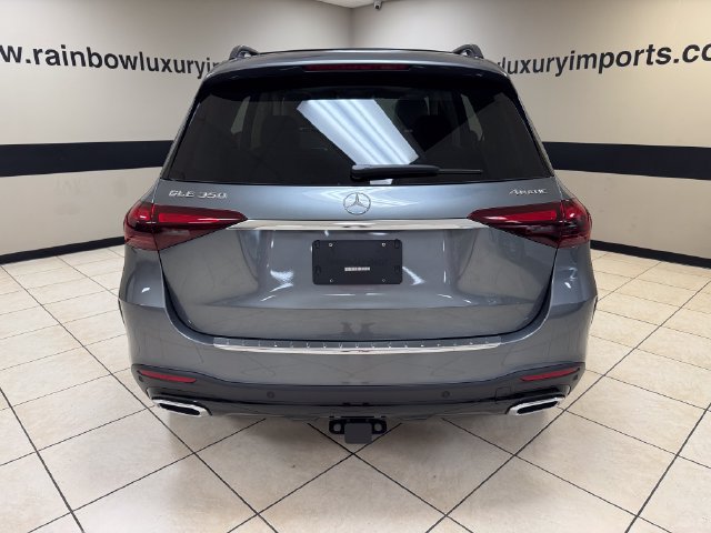 Used 2025 Mercedes-Benz GLE 350 4MATIC w/ AMG Line Exterior image 5