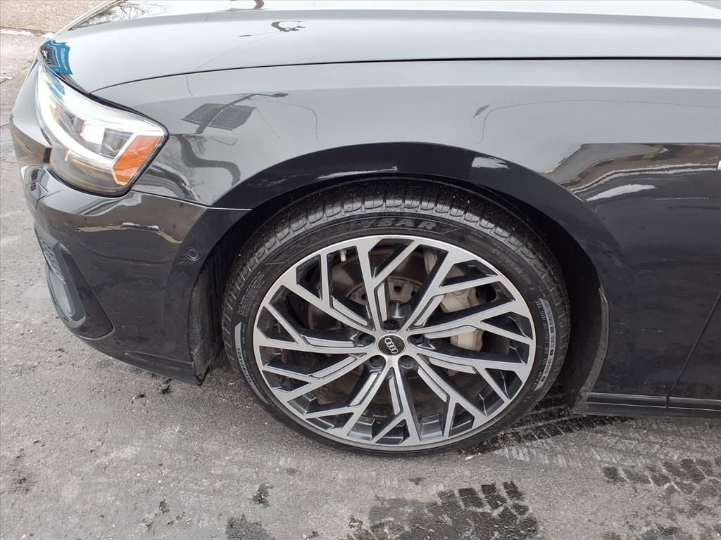 Used 2022 Audi A8 L 3.0T w/ Luxury Package AWD/4WD image 10
