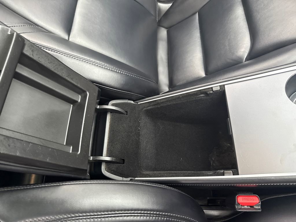 Used 2021 Tesla Model 3 Performance image 15