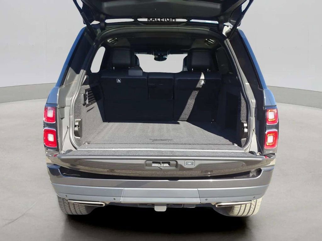 Used 2021 Land Rover Range Rover Autobiography Fifty Edition image 42