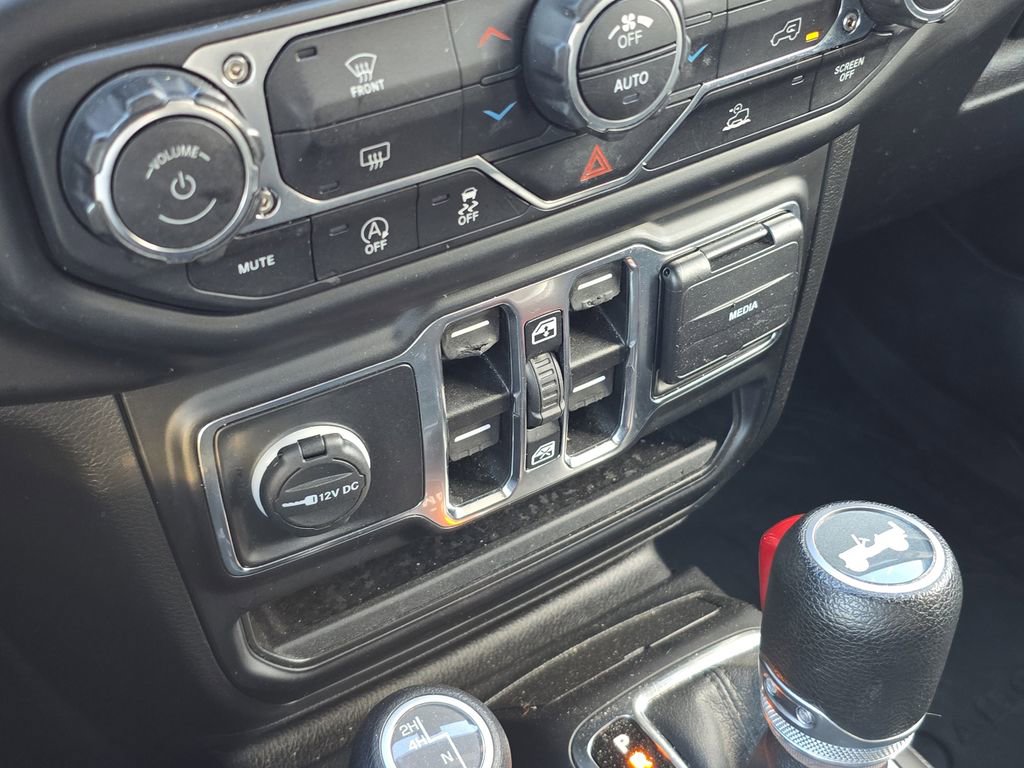 Used 2022 Jeep Wrangler Unlimited Sport image 28