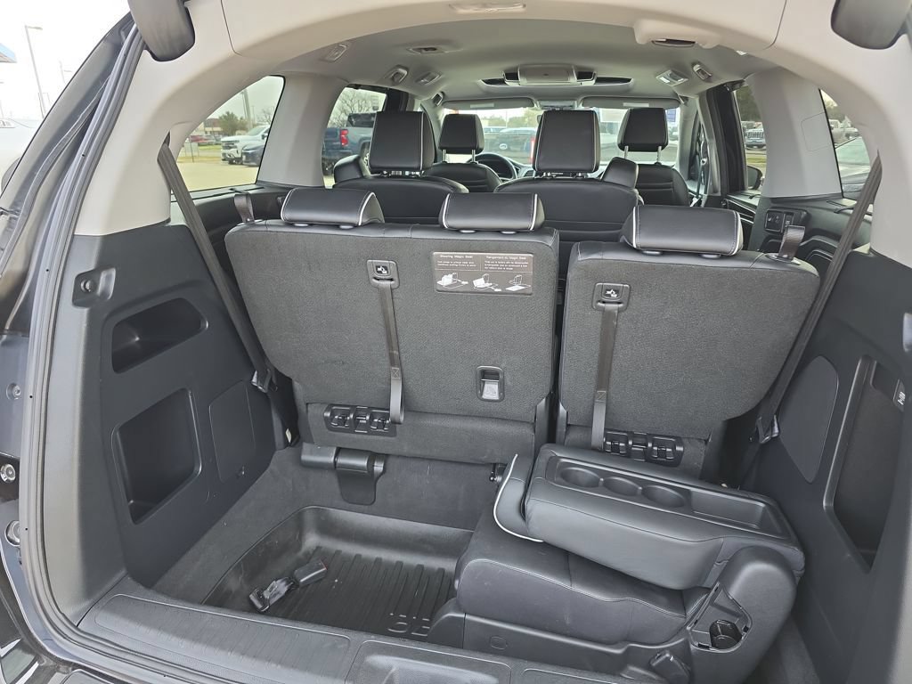 Used 2024 Honda Odyssey Elite image 18