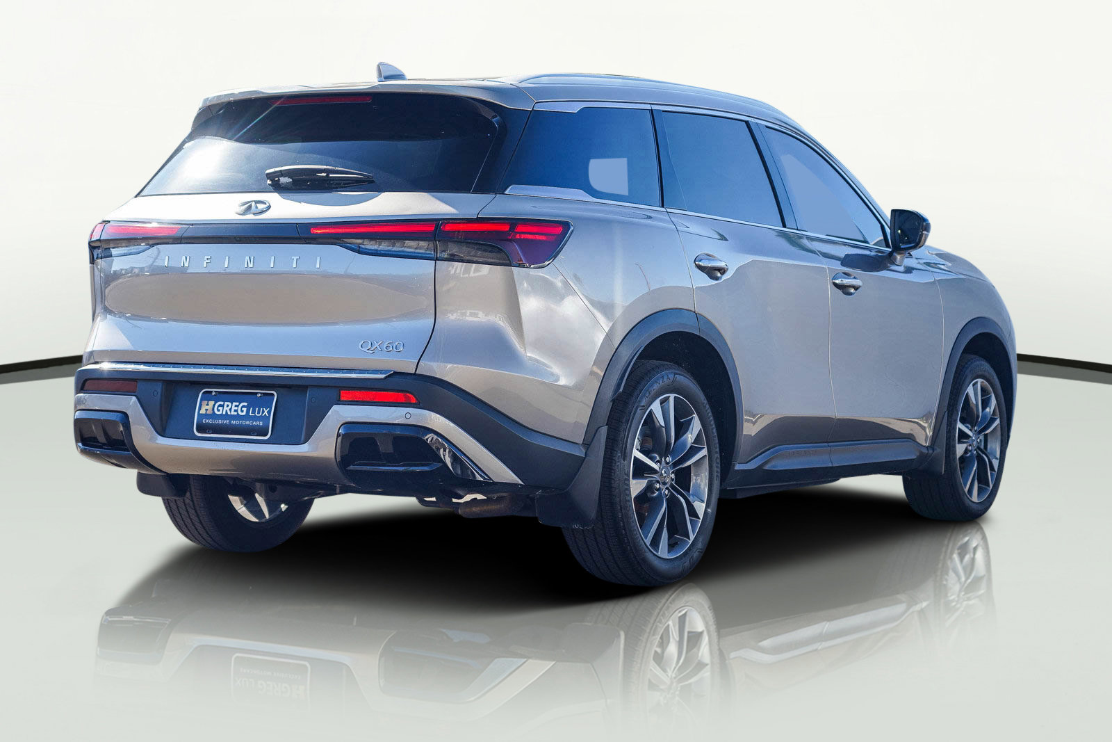 Used 2024 INFINITI QX60 Luxe w/ Cargo Package image 9