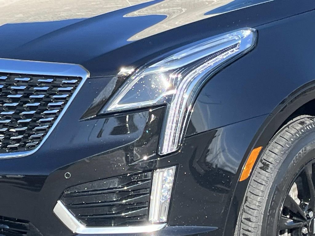 Certified 2022 Cadillac XT5 Premium Luxury image 9