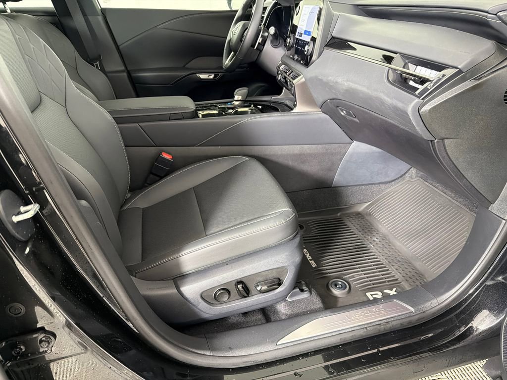 Used 2025 Lexus RX 350 FWD w/ Accessory Package image 13