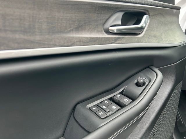 New 2026 Jeep Grand Cherokee Laredo image 28