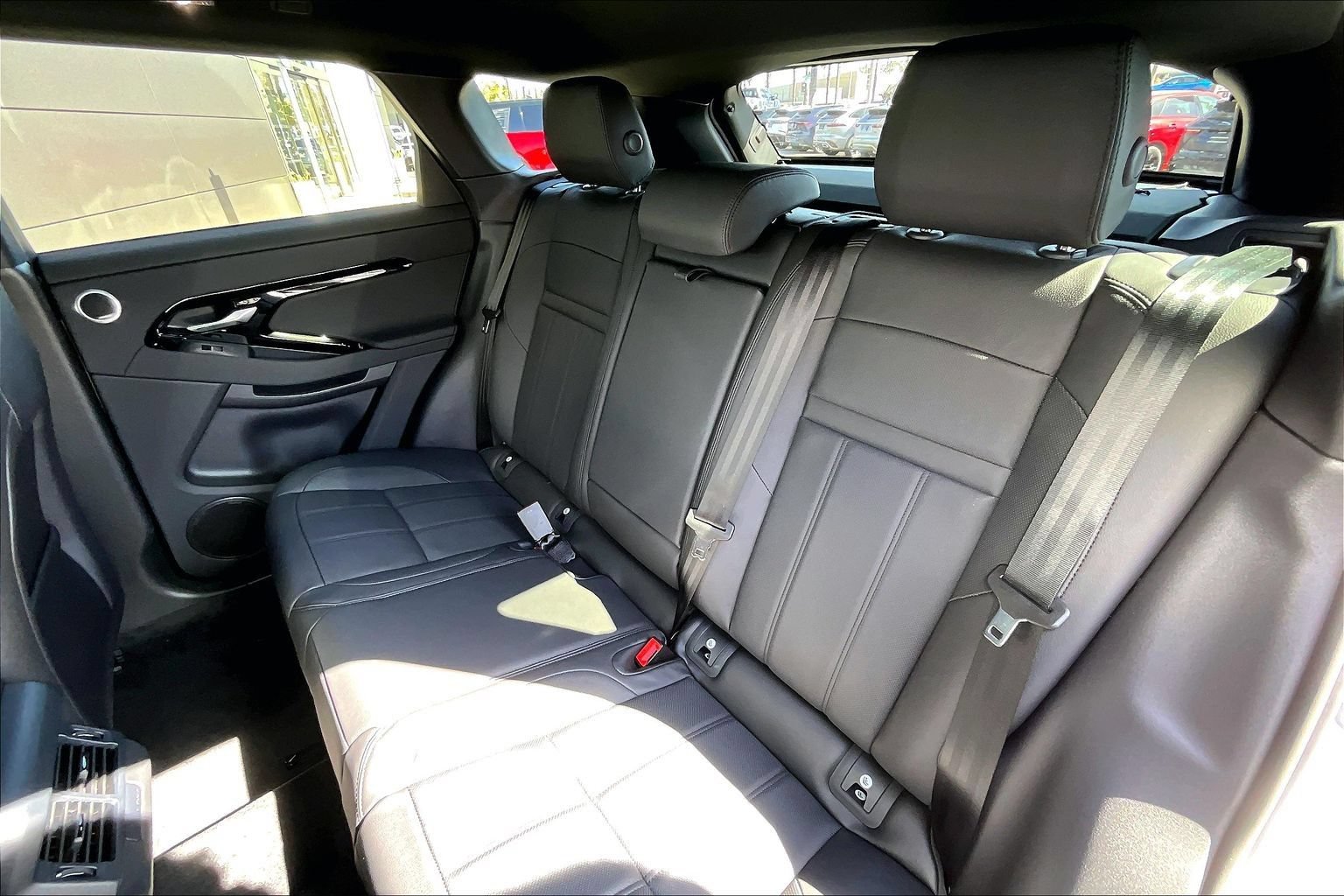New 2026 Land Rover Range Rover Evoque S AWD/4WD image 10