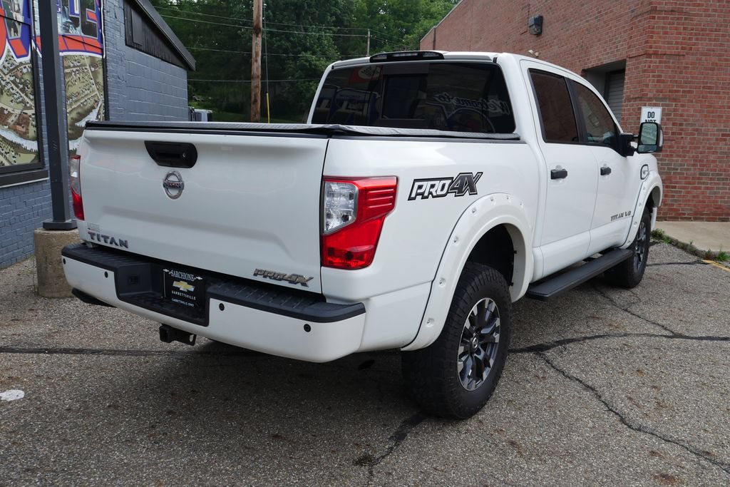 Used 2018 Nissan Titan PRO-4X AWD/4WD image 4