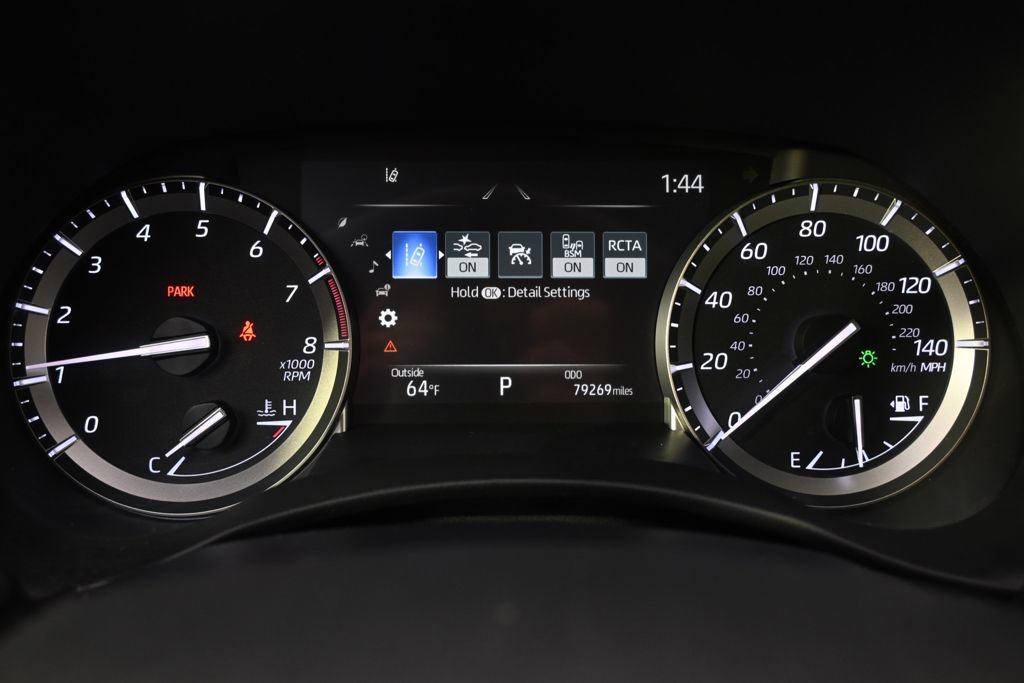 Used 2022 Toyota Highlander XLE image 26