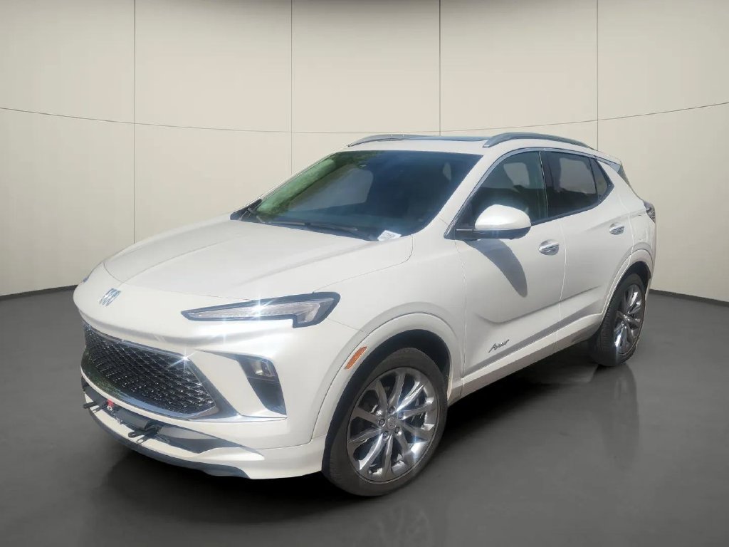 Used 2024 Buick Encore GX Avenir w/ Avenir Technology Package AWD/4WD image 3